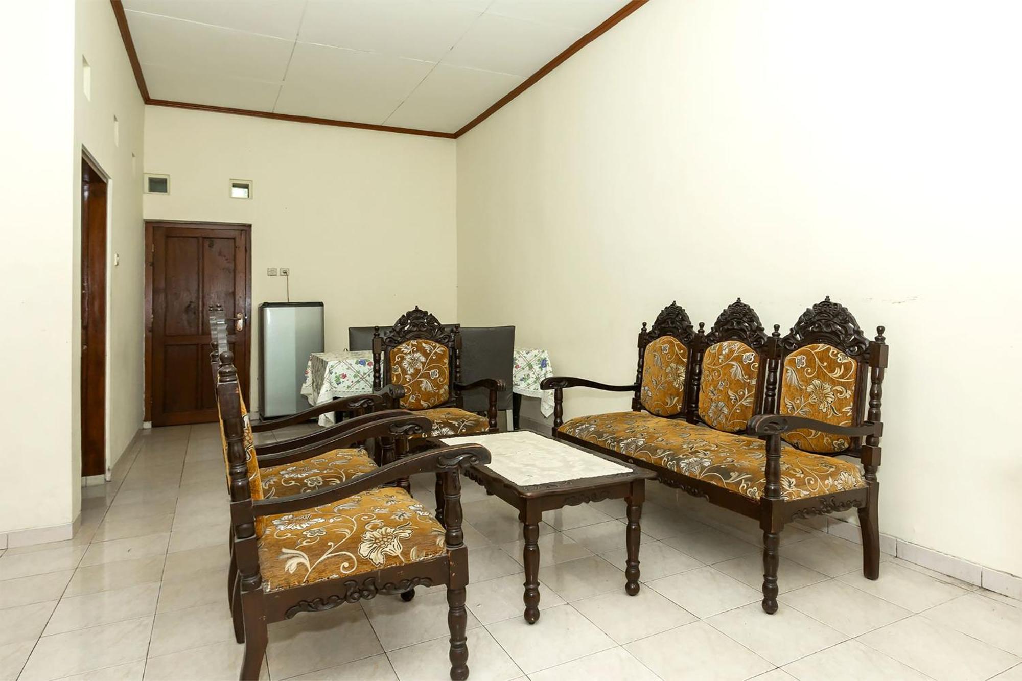 Hotel Super Oyo 1150 Omah Ladrang Kejayan Zewnętrze zdjęcie